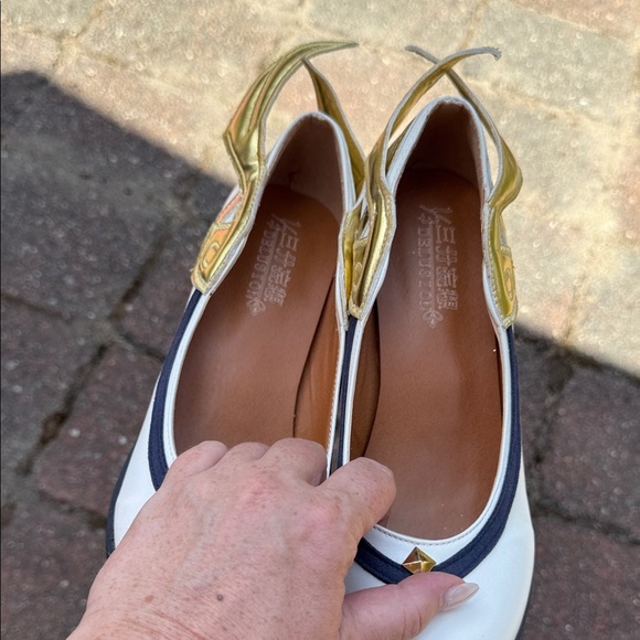 NWOT Chic White and Gold Women's Heels size 39 - Picture 8 of 9